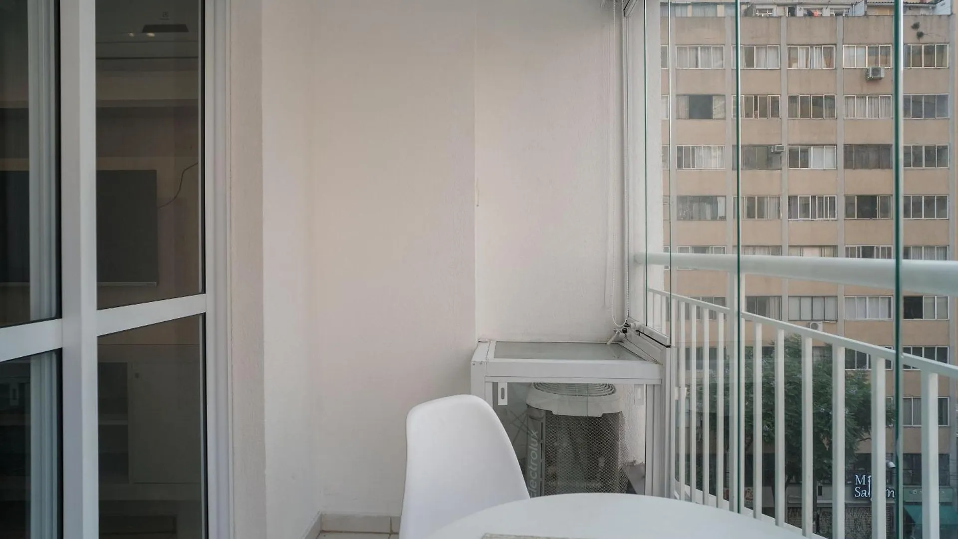 Mh 10216 - Encantador Studio Com Ac/Wf/Casal Apartment Sao Paulo